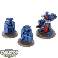 Ultramarines - Marneus Calgar with Victrix Honour Guard -...