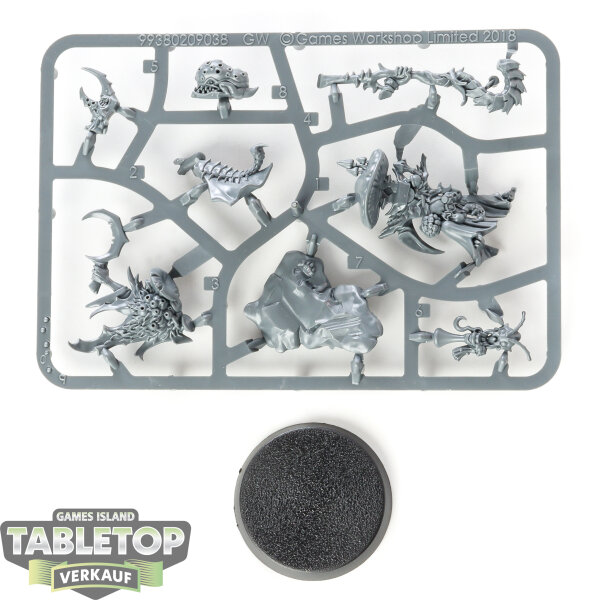 Gloomspite Gitz - Fungoid Cave-Shaman - im Gussrahmen