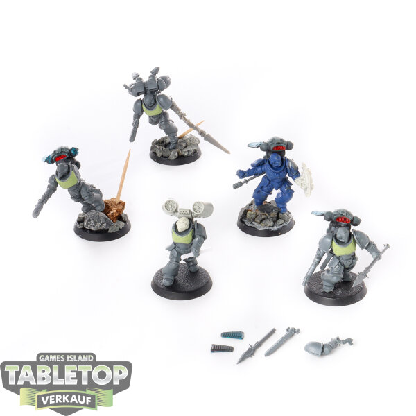Space Marines - 5 x Jump Pack Intercessors - teilweise bemalt