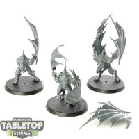 Flesh-eater Courts - 3x Crypt Infernal Courtier - unbemalt