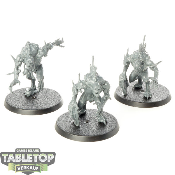 Flesh-eater Courts - 3x Crypt Haunter Courtier - unbemalt