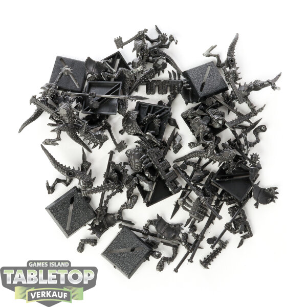 Lizardmen - 10 Saurus Warrior - Bitz