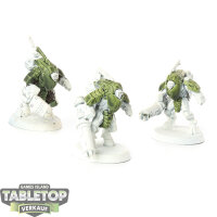 Tau Empire - 3 Stealth Battlesuits - teilweise bemalt