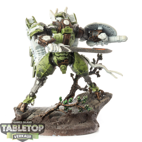 Tau Empire - Commander Farsight - teilweise bemalt