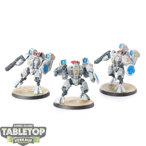 Tau Empire - 3x XV8 Crisis Battlesuit Team - teilweise bemalt