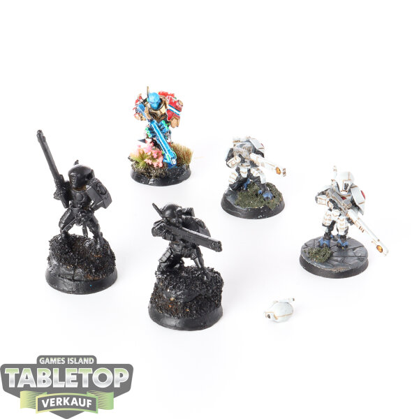 Tau Empire - 5x Fire Warriors Strike Team - teilweise bemalt