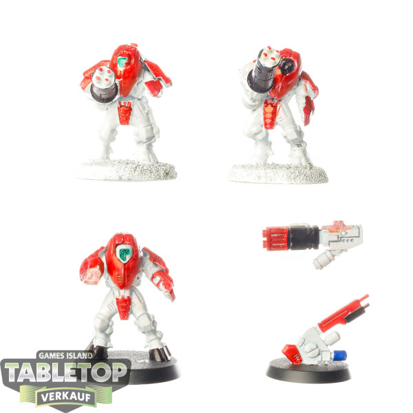 Tau Empire - 3 x Stealth Battlesuits - teilweise bemalt