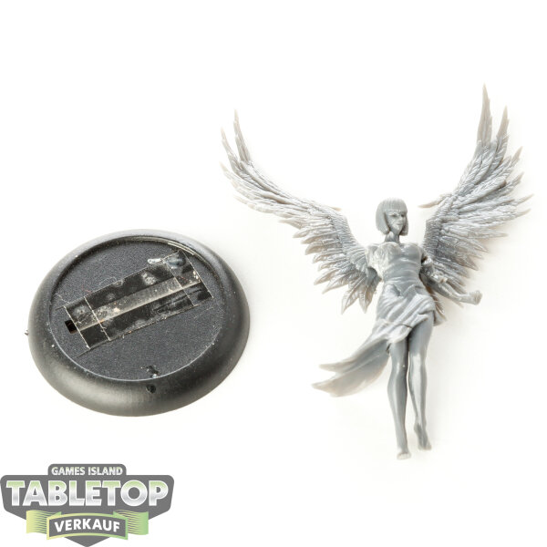 Malifaux - Titania - unbemalt
