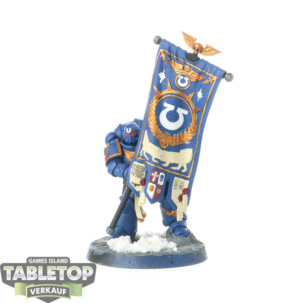 Ultramarines - Ancient - bemalt