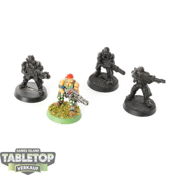 Astra Militarum - 4 x Catachan Special Weapons - teilweise bemalt