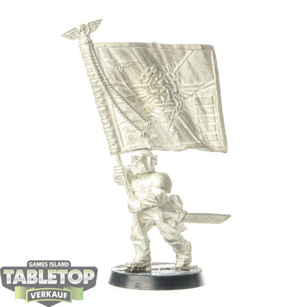 Astra Militarum - Cadian Standard Bearer classic - unbemalt