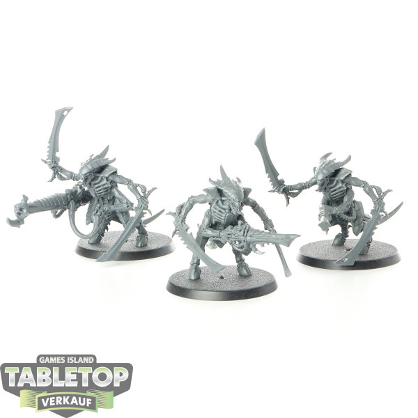 Tyraniden - 3 Tyranid Warriors - unbemalt