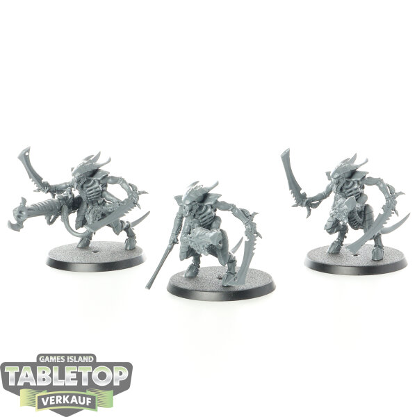 Tyraniden - 3 Tyranid Warriors - unbemalt