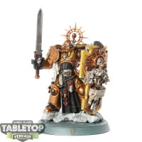 Space Marines - Captain with Relic Shield - bemalt