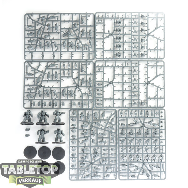 Horus Heresy - 10x Legion Cataphractii Terminator Squad - teilweise gebaut