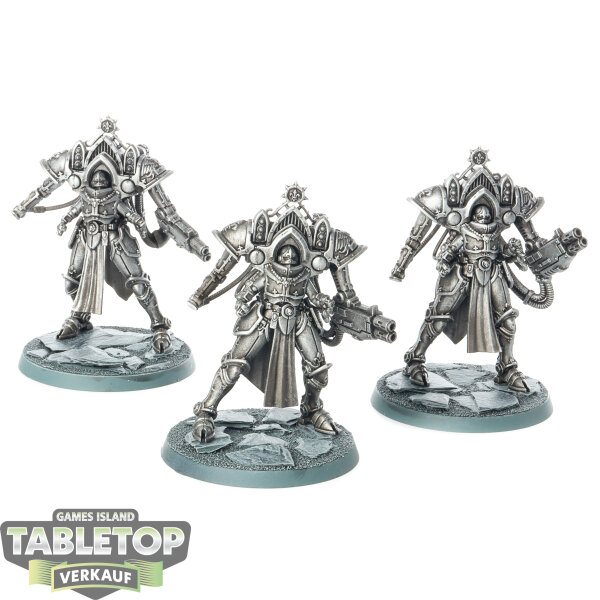 Adepta Sororitas - 3x Paragon Warsuits - grundiert