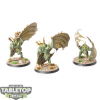 Flesh-eater Courts - 3 x Crypt Flayers - bemalt