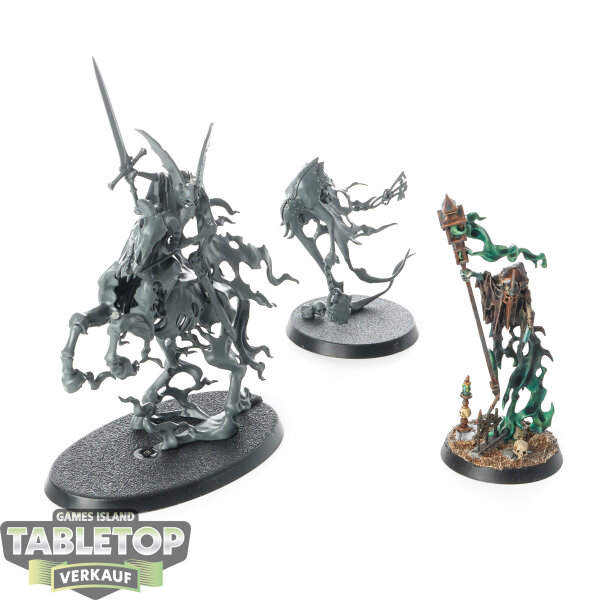 Nighthaunt - 3x Ethereal Court - teilweise bemalt