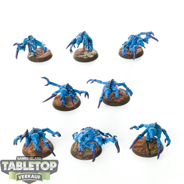 Tyraniden - 8 Genestealers classic - teilweise bemalt