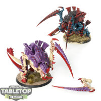 Tyraniden - 2x Carnifex Brood - bemalt