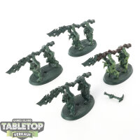 Orruk Warclans - 4x Savage Big Stabbas - grundiert