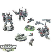 Tau Empire - 3x XV8 Crisis Battlesuit Team Klassisch -...