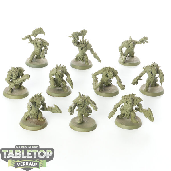 Orks - 10x Ork Beast Snagga Boyz - grundiert