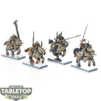 Slaves to Darkness - 4x Chaos Knights - teilweise bemalt