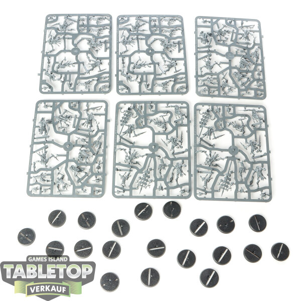 Orruk Warclans - 20 x Hobgrot Slittaz - im Gussrahmen