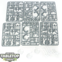 Necrons - 3 x Tomb Blades - im Gussrahmen
