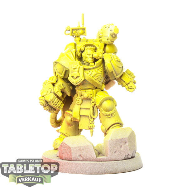 Imperial Fists - Tor Garadon - teilweise bemalt