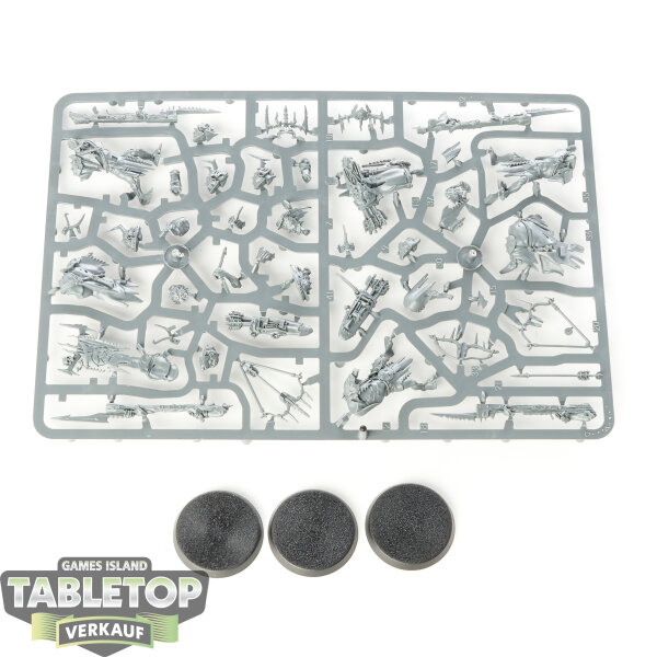 Orruk Warclans - Man-Skewer Boltboyz - im Gussrahmen
