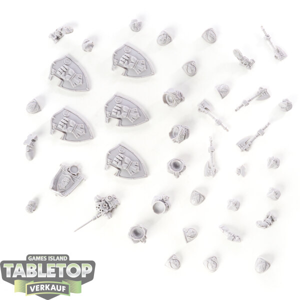 Horus Heresy - Imperial Fists – Phalanx Warder Squad Upgrade Set - im Gussrahmen