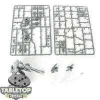 Tau Empire - XV88 Broadside Battlesuit - teilweise gebaut