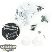 Tau Empire - XV88 Broadside Battlesuit - teilweise gebaut