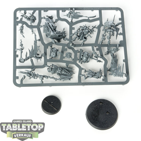 Orruk Warclans - Swampcalla Shaman with Pot-grot - im Gussrahmen