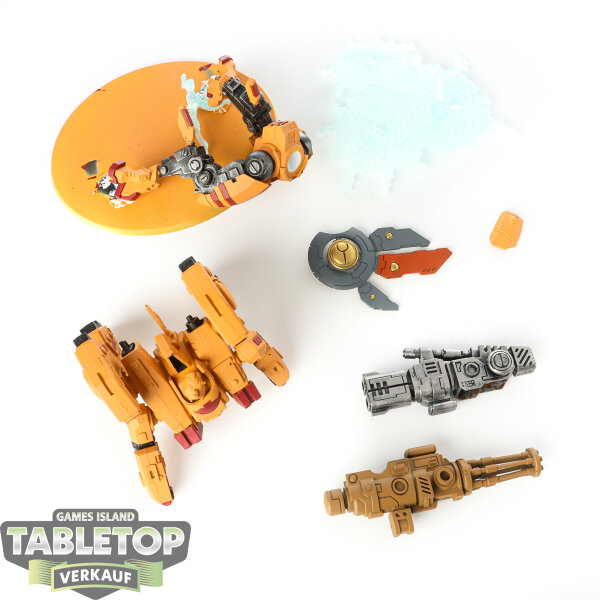 Tau Empire - XV104 Riptide Battlesuit - teilweise gebaut