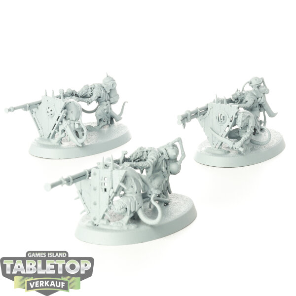Skaven - 3 Warplock Jezzails - grundiert