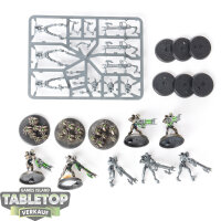 Necrons - 10 x Necron Warriors - teilweise gebaut