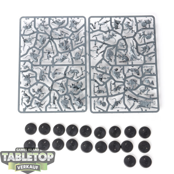 Skaven - 20 Clanrats - im Gussrahmen