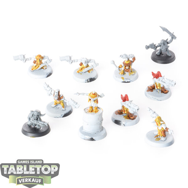 Orks - 10 Gretchin - teilweise bemalt