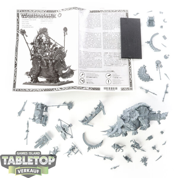 Lizardmen - Stegadon - teilweise gebaut