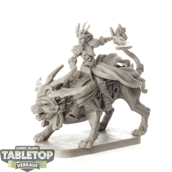 Runewars - Latari Elves Modell - unbemalt