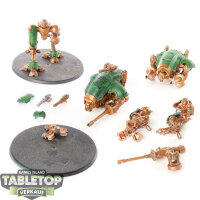 Imperial Knights - 2 Armiger Helverins - teilweise bemalt