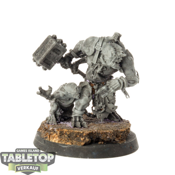 Genestealer Cults - Abominant - grundiert
