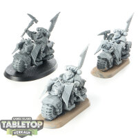 Dark Angels - 3x Ravenwing Black Knights - teilweise bemalt