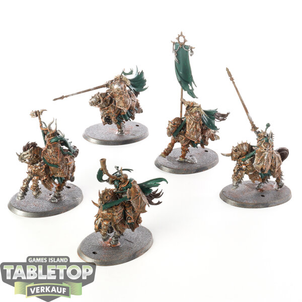 Slaves to Darkness - 5 Chaos Knights - bemalt