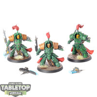 Adeptus Custodes - 3 x Allarus Custodians - bemalt