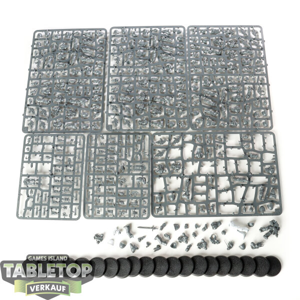 Horus Heresy - 20 MKII Tactical Squad - teilweise gebaut