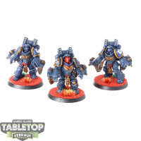 Ultramarines - 3 Aggressor Squad - bemalt